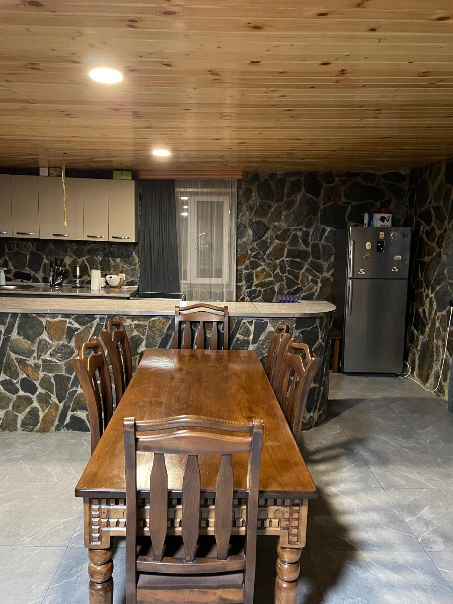 guesthouse MEGI Mestia Extérieur photo