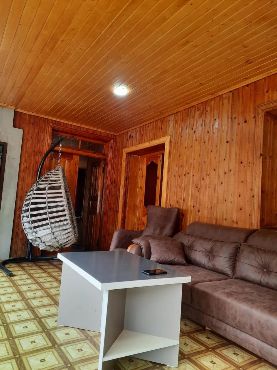 guesthouse MEGI Mestia Extérieur photo