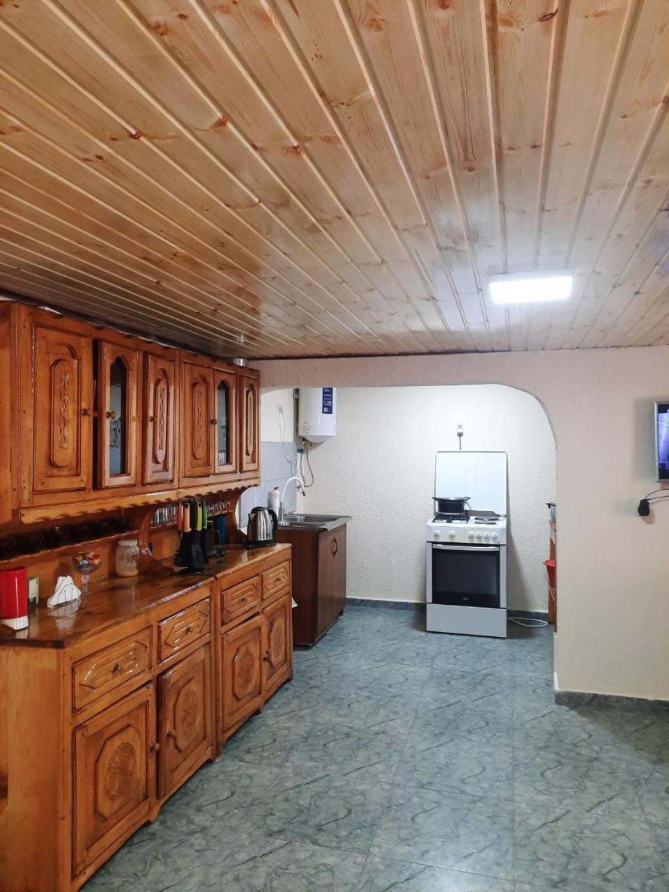 guesthouse MEGI Mestia Extérieur photo